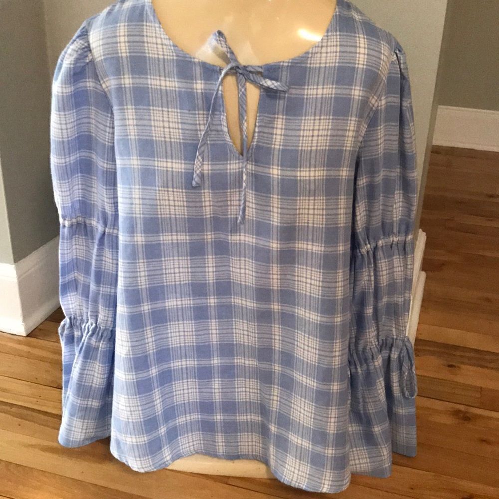 sanctuary lt blue plaid juliet sleeve top NWT, Md